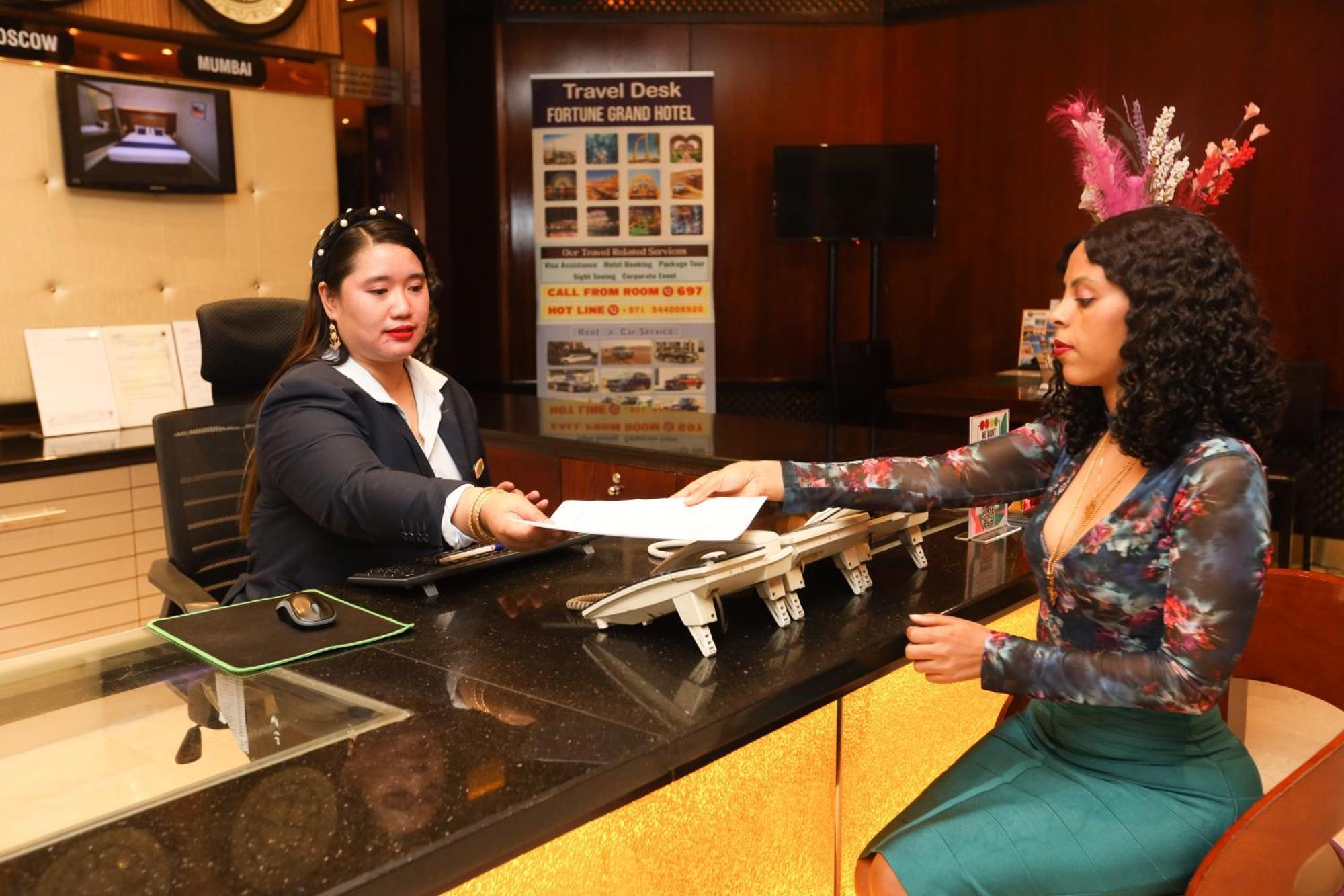 Fortune Grand Hotel Dubai Buitenkant foto