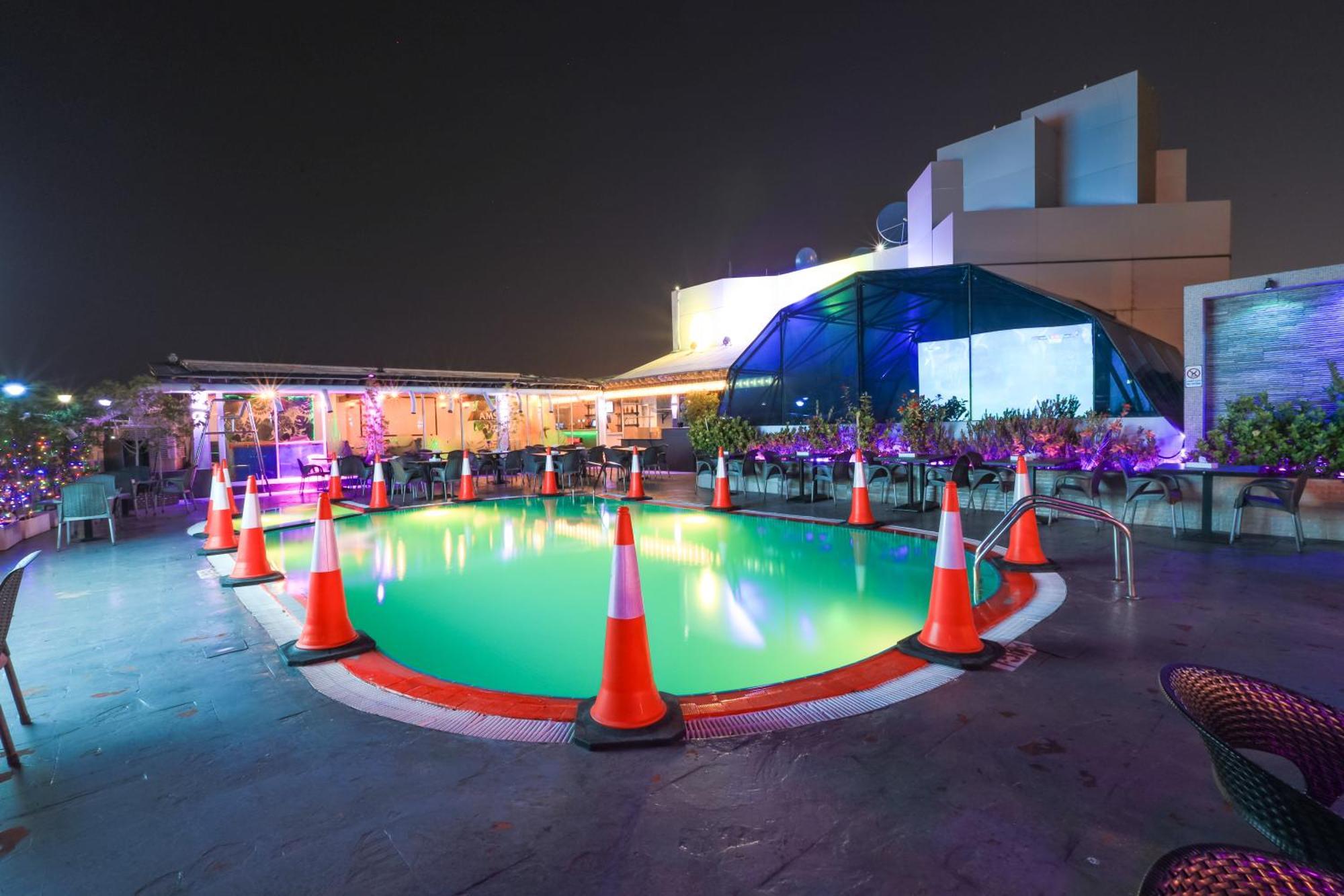 Fortune Grand Hotel Dubai Buitenkant foto